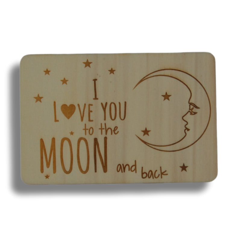 Houten kaart: I love you to the moon and back